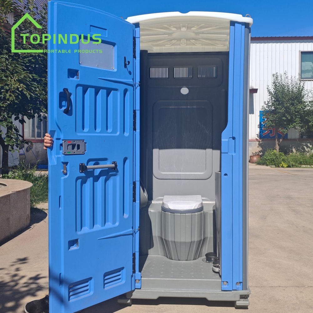 TOPINDUS schließt Projekt mit 66 mobilen Toiletten für einen Kunden in Guyana ab